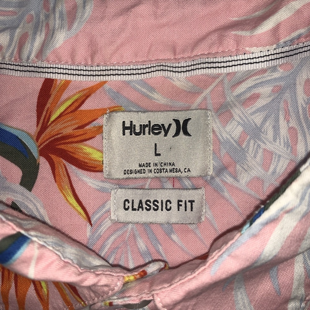 Hurley Short Sleeve Button Up Classic Fit Shirt L Pink Floral Hawaiian Tropical‎ - Picture 3 of 11